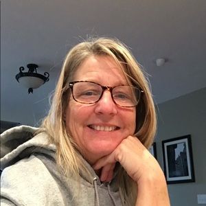 Meet your Posher, Deb